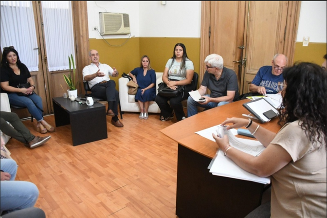 Presentaron en el HCD el proyecto de ordenanza que busca ‘agilizar la intervención del Estado Municipal en la limpieza de terrenos privados que presenten malezas y acumulación de residuos’