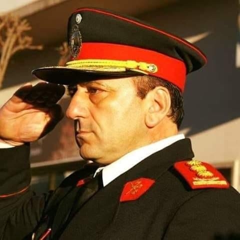 Esteban Genaro 
“Tomé la decisión de pedirle a la Comisión Directiva el pase a la Reserva Activa”