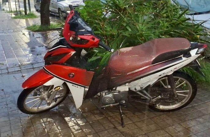 Caratulan como Homicidio Culposo el siniestro vial donde perdió la vida una vecina adulta mayor, aprehendieron al conductor de la moto y hoy tendrá que comparecer ante la Justicia