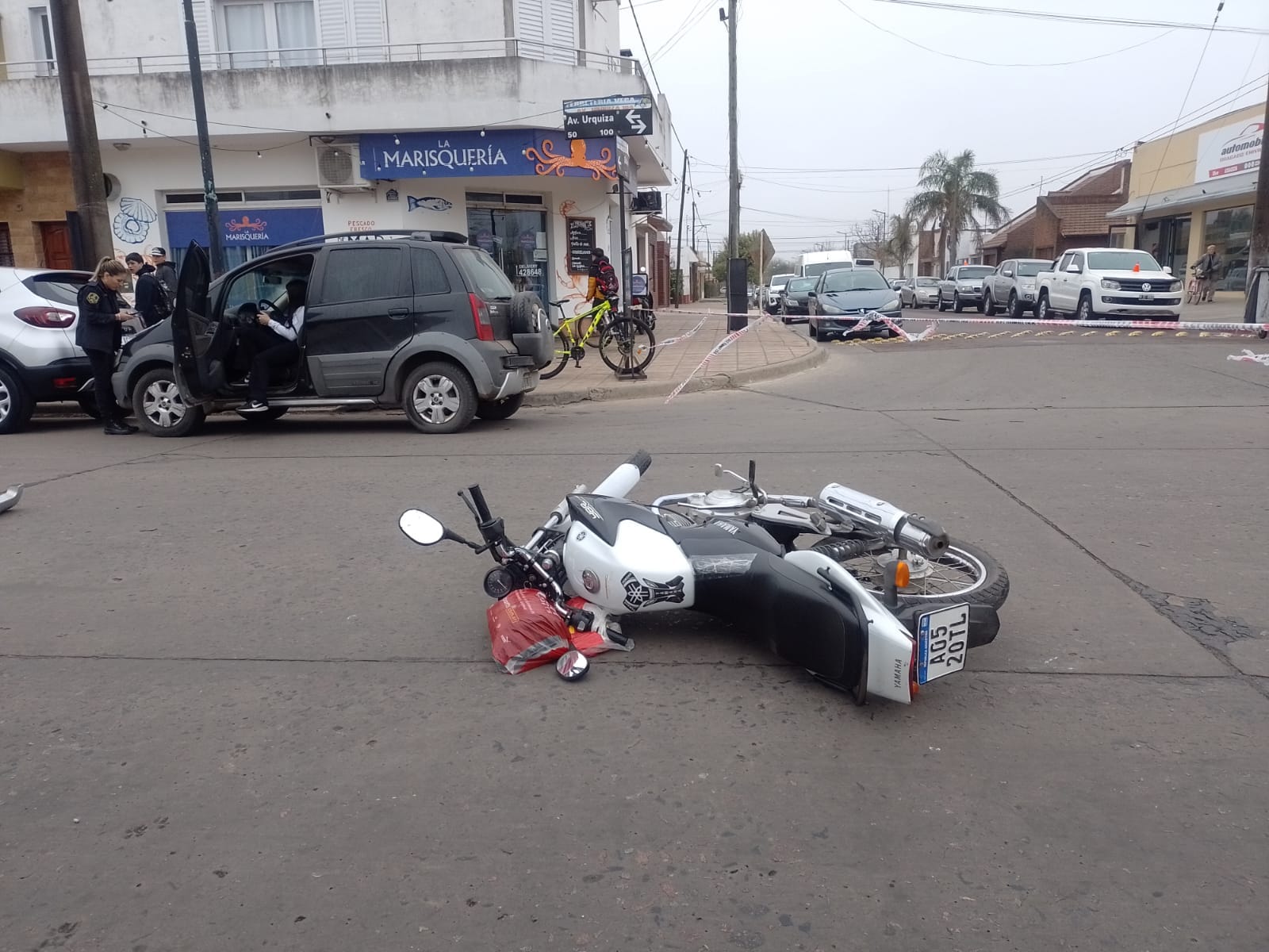 Colisiones entre automóviles y motocicletas en distintos puntos de la ciudad