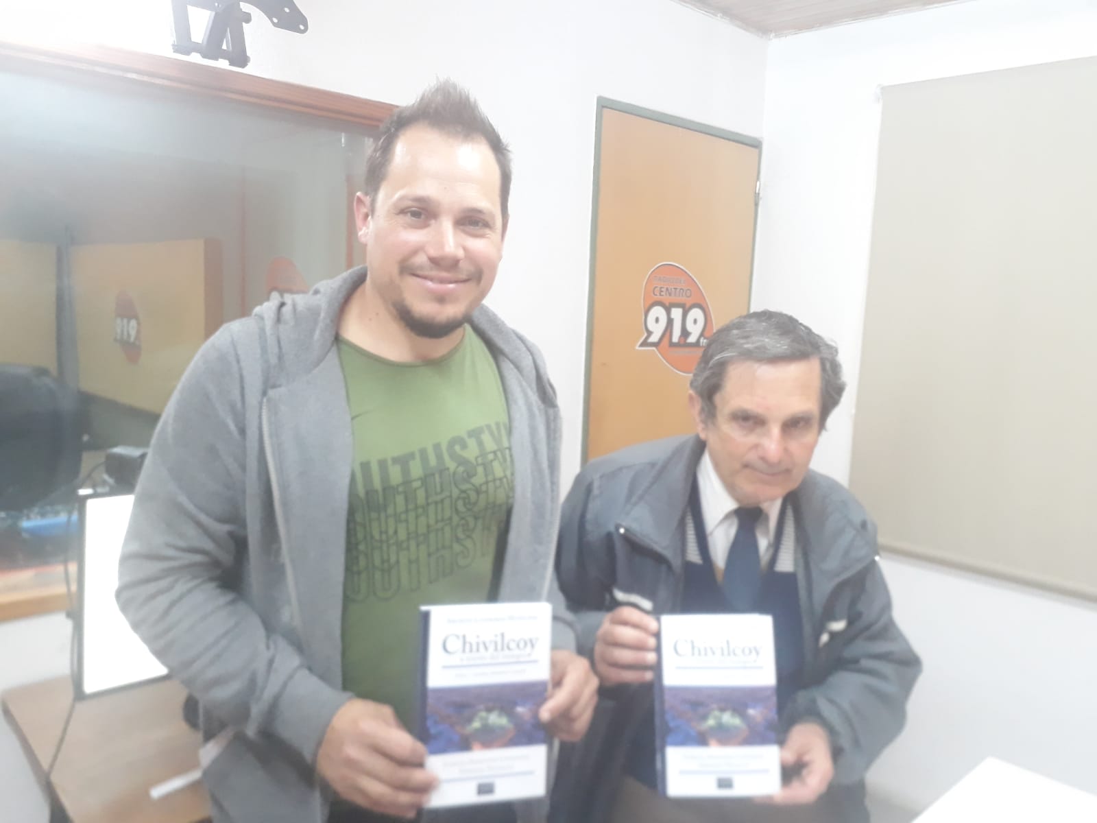 Fue editado el primer tomo del libro que contiene una multiplicidad de hechos