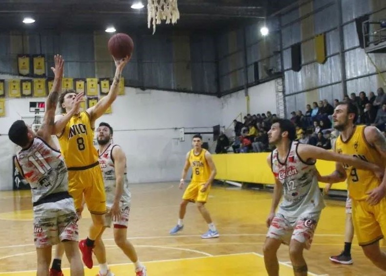 Dura derrota de Colón en La Plata por el Prefederal
