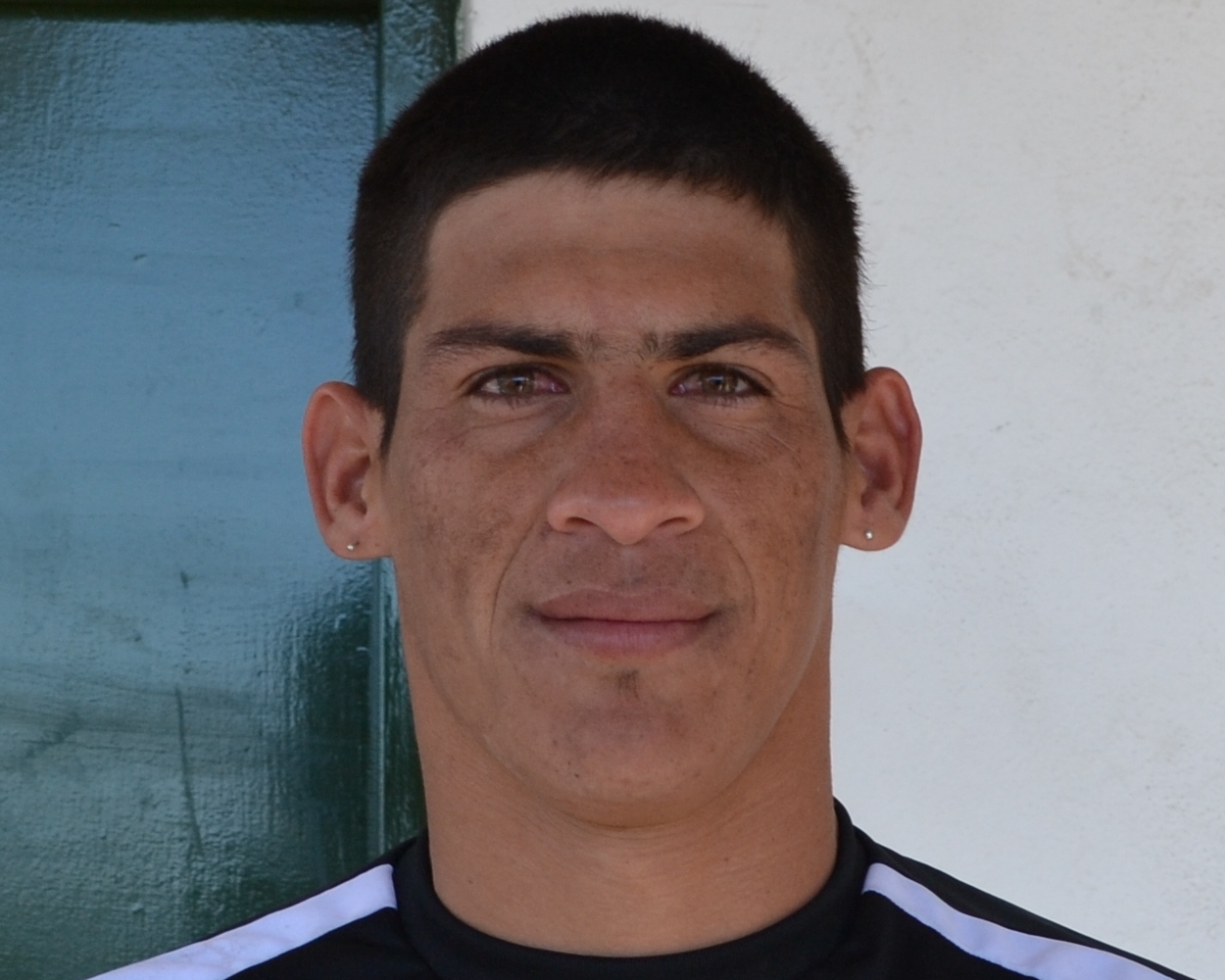 Fútbol
Independiente podría incorporar a Peralta Salinas en defensa
