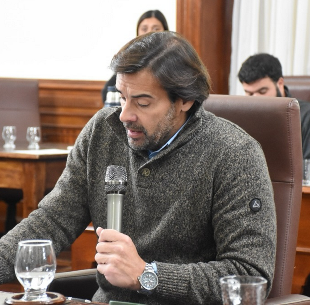 Regularización de las plataformas de transporte: “Claramente la justicia respalda mi proyecto”, puntualizó Etcheverría