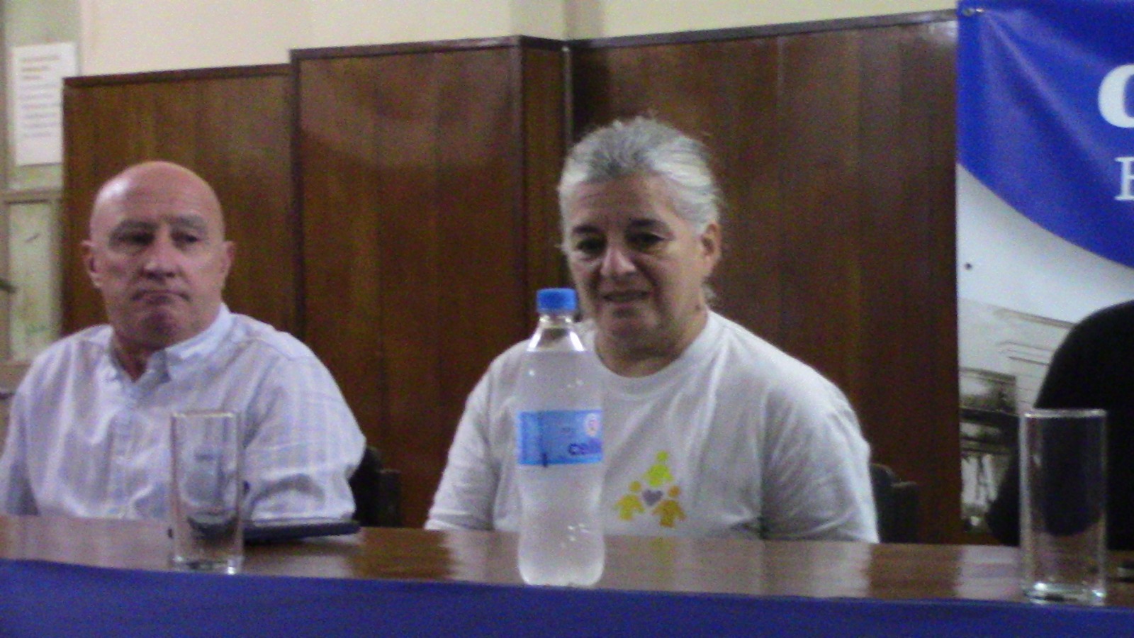 Cena de La Juan Román ‘Bostera y Solidaria’ con la presencia de los ex jugadores: Mársico, Barijho y Arce, con música para acompañar sorteos con importantes premios