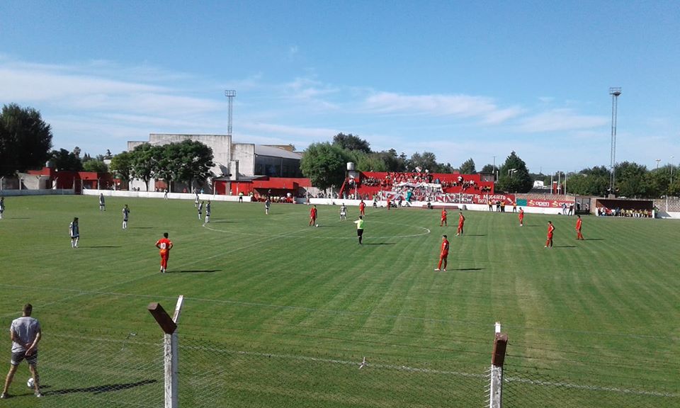 Fútbol
Independiente jugará el domingo, terna chivilcoyana en Chascomús