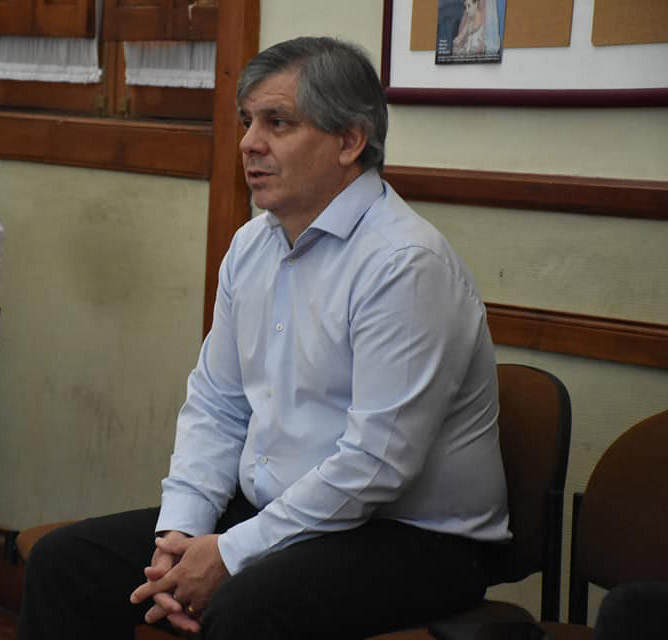 Guillermo Britos 
“Aunque no lo voté estoy a favor de las decisiones que ha tomado el Presidente de