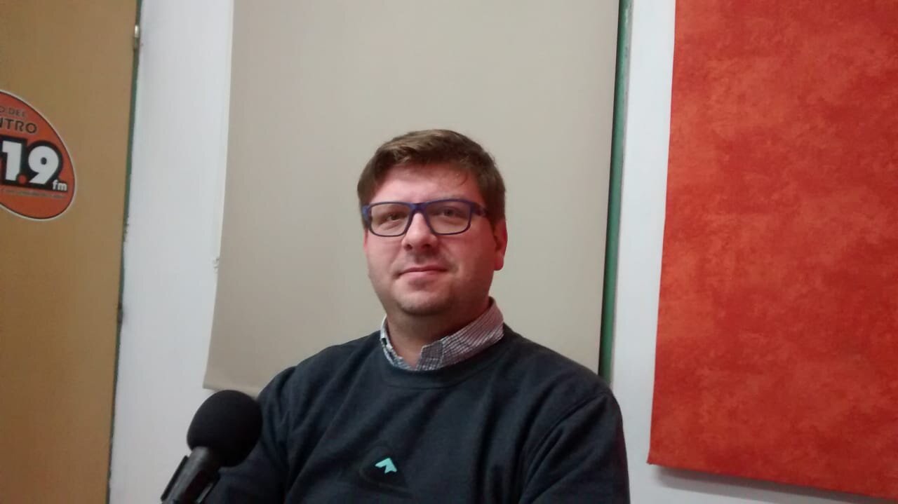 El primer aspecto a mejorar es el tema del diálogo porque si no nos sentamos a hablar no sirve