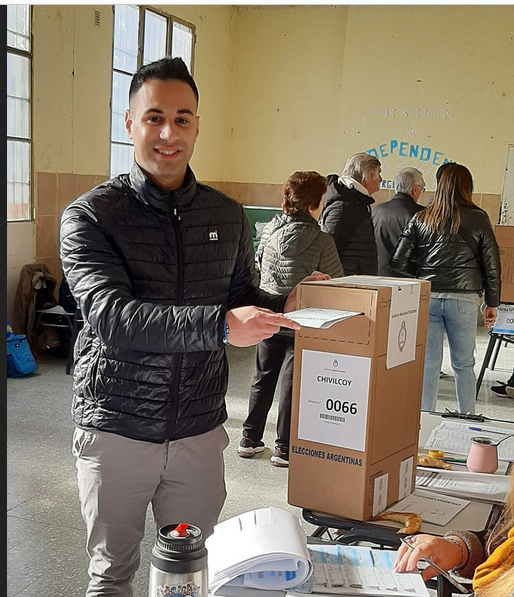 "Los votos que Massa obtuvo fueron los propios debido a que lo dejaron completamente solo"