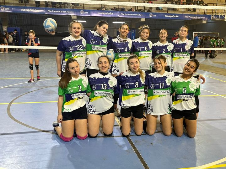 El equipo femenino Sub 15 del Colegio Integral a la Final Provincial en Vóley