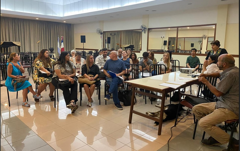 “El objetivo de la convocatoria fue informar e informarse respecto de la identificación, análisis y clasificación de los bienes arquitectónicos y urbanísticos de nuestra ciudad”