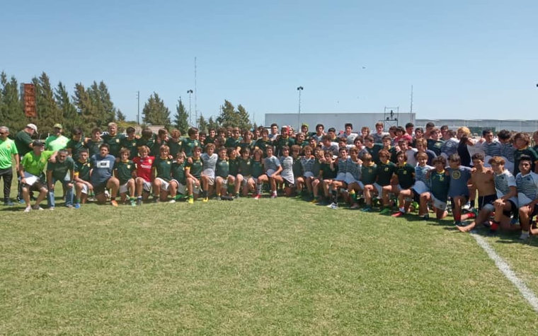 Rugby
Jugaron de Racing disputaron amistosos con UROBA