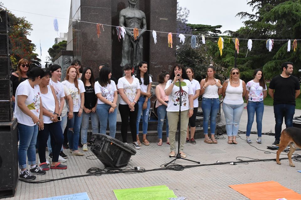 Recreación y concientización 
Celebración del Día Internacional de la Niñez en la Plaza Principal