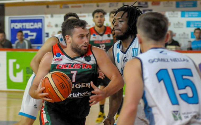 Básquet
Racing perdió en Junín y ahora girará por Neuquén