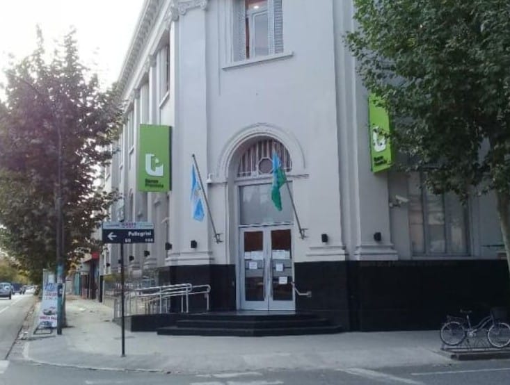 Un altísimo acatamiento en el ámbito del Banco, estuvieron todas las sucursales cerradas