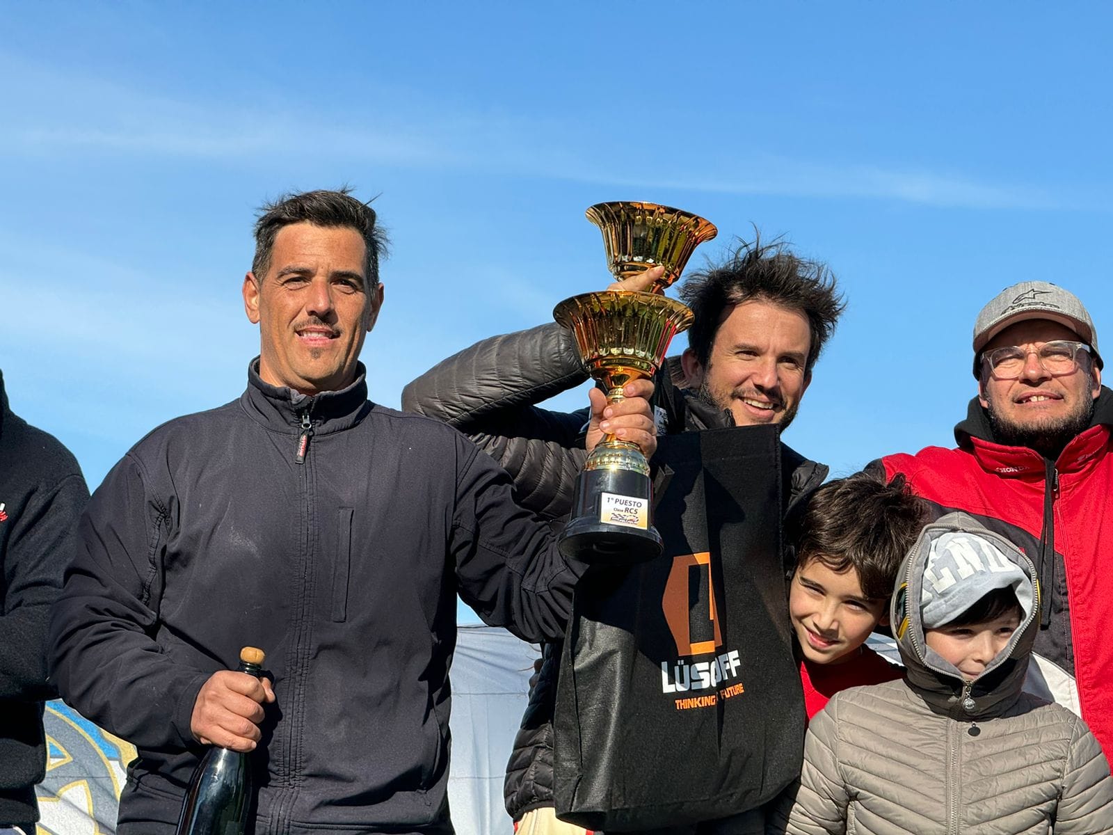 Lucas Ginetty y Néstor Paino fueron los otros pilotos de Chivilcoy que festejaron en el arranque Regional.