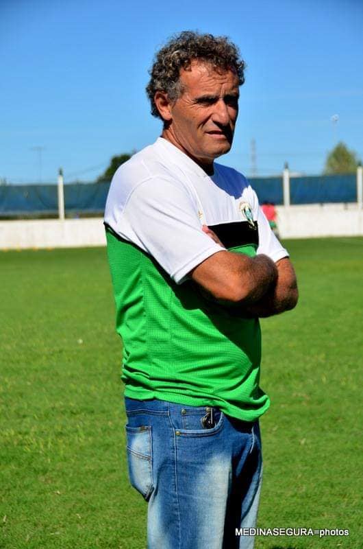 Voy a Intendente Alvear, un pueblito de 12 mil habitantes, con mucha pasión por el fútbol