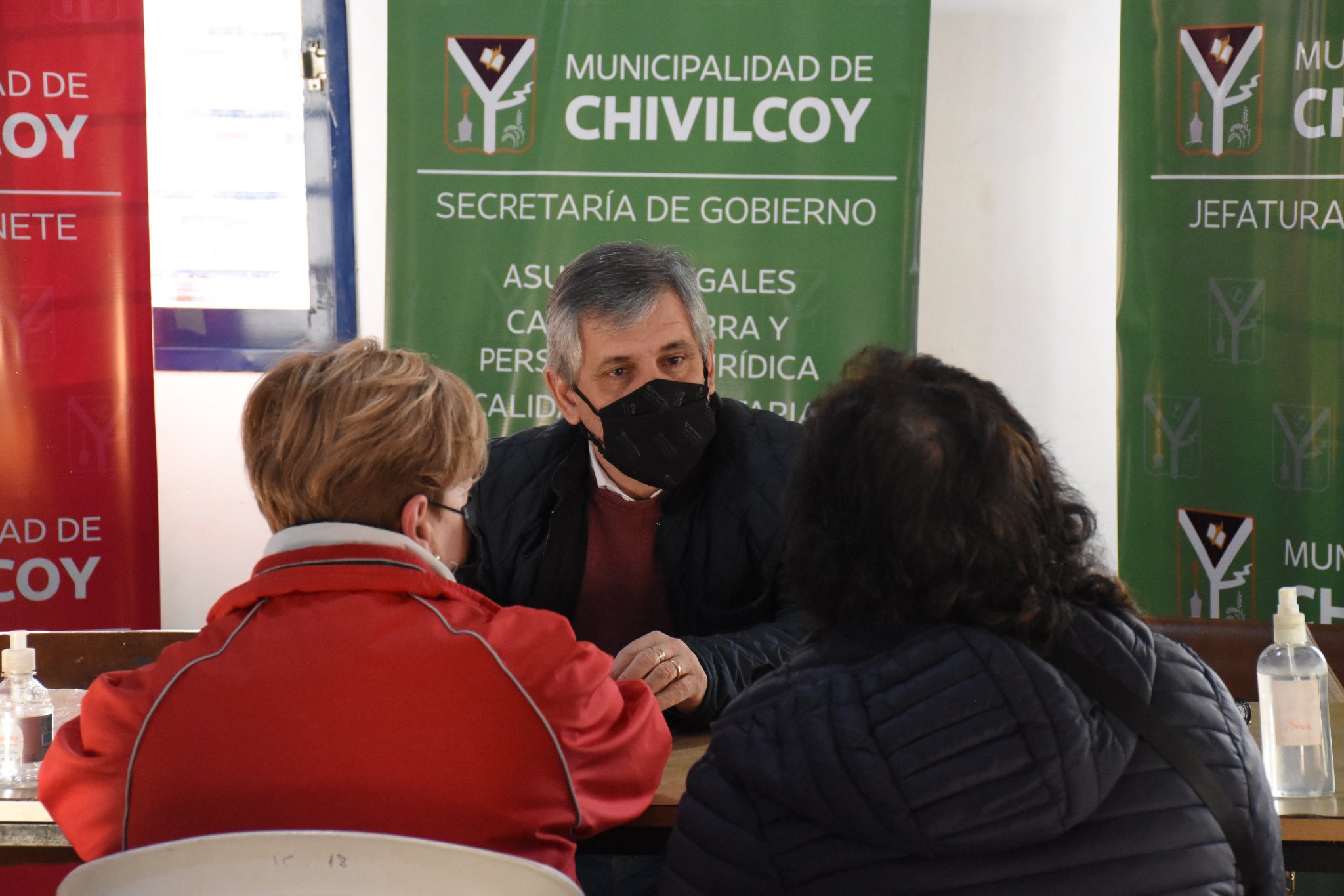 “Lo importante es mantener el contacto directo con los vecinos”