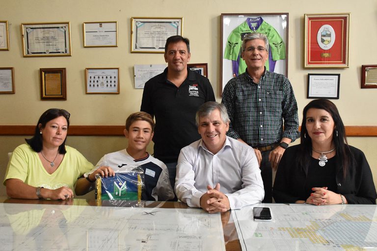 Tenis Adaptado 
Reconocimiento al deportista chivilcoyano Matías D´agosto