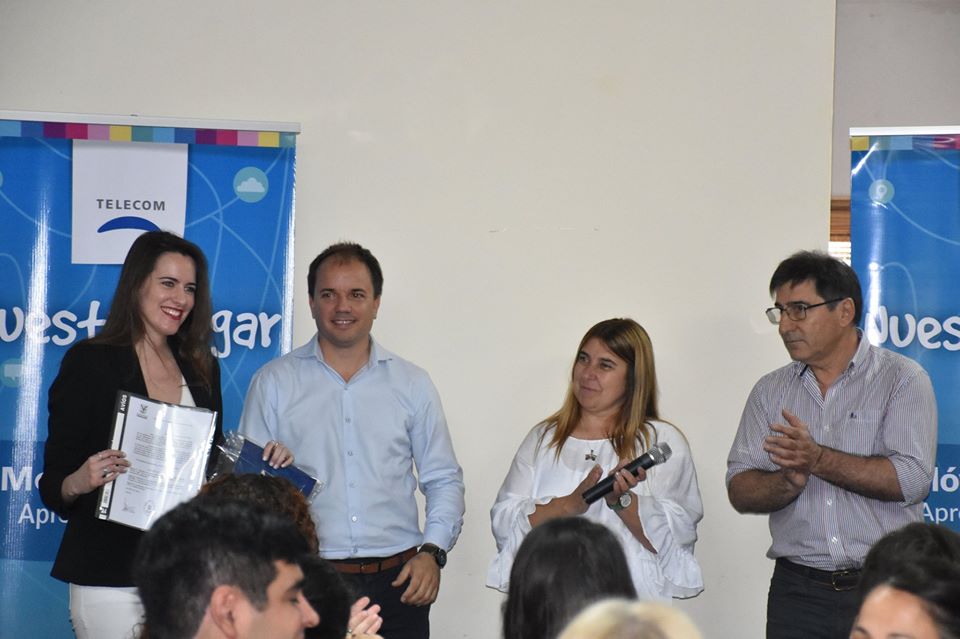María Constanza Ferrer
“En cinco años capacitamos a más de 20 mil alumnos y más de 3 mil docentes”