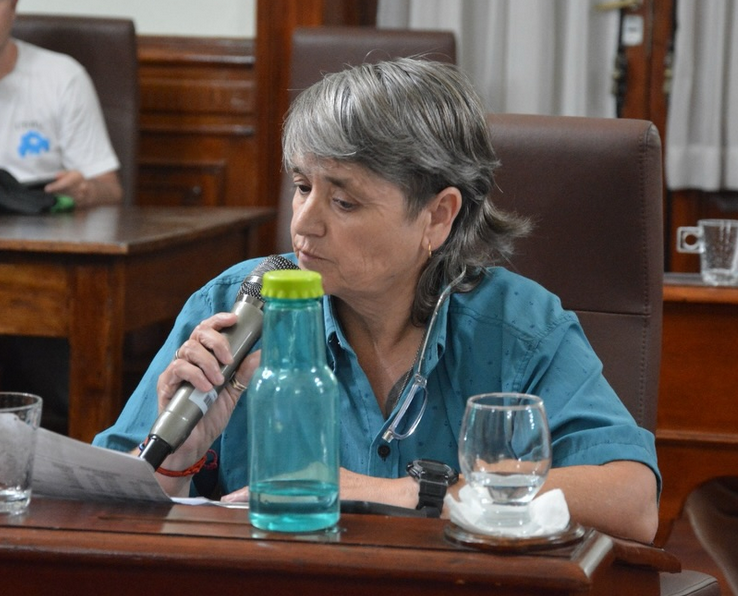 CAZMA ya cuenta con una línea de Whats App para recepcionar denuncias vinculadas al maltrato animal; Cofré remarcó “Me tomé el compromiso con mucha gente de poner el tema en agenda”