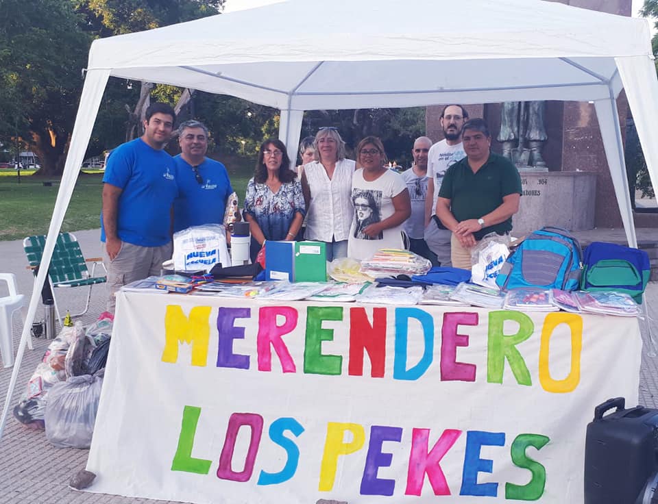 Agrupación “La Vallese” 
Juntada de útiles escolares para el merendero “Los Peques”