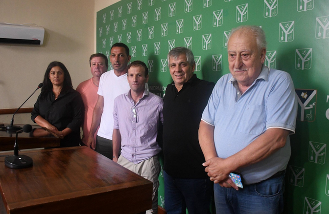 El intendente Guillermo Britos anunció “Un aumento del 6,09%, que se va a pagar el 3% con los haberes de febrero y 3% con los haberes de marzo”