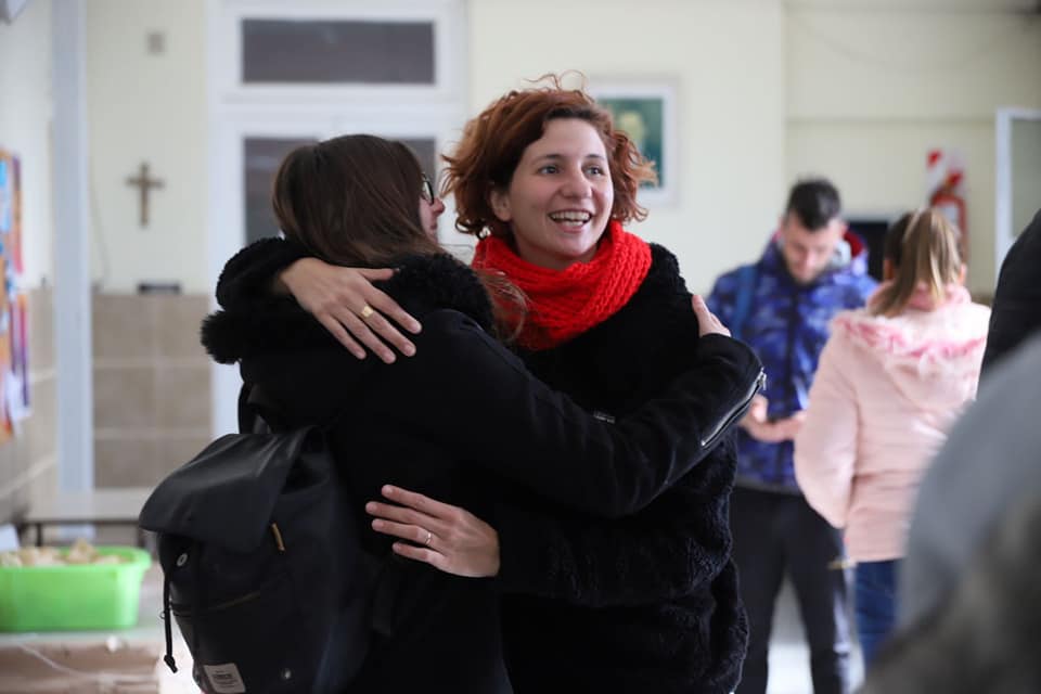 Estamos recorriendo las escuelas para reforzar que esta abierta la beca Progresar .
