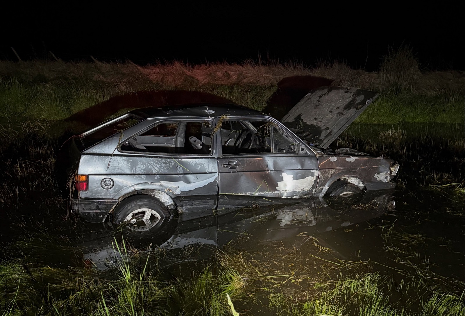 9 de Julio: volcó un auto en la Ruta 5 y sus cinco ocupantes salieron ilesos