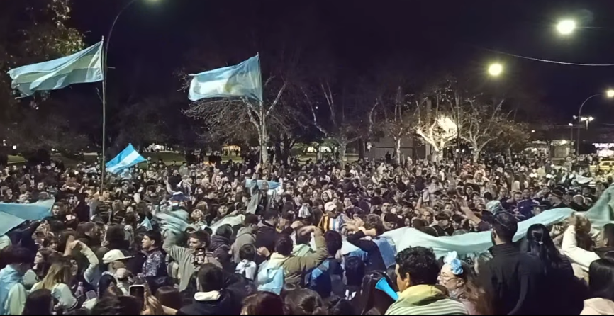 Chivilcoy y su reconocimiento a la Selección Argentina subcampeona del Mundo