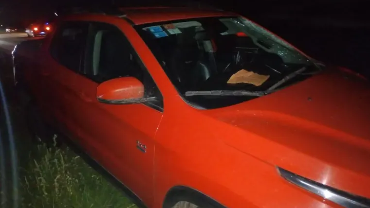 Un ciclista de 14 años perdió la vida tras ser colisionado por una camioneta.