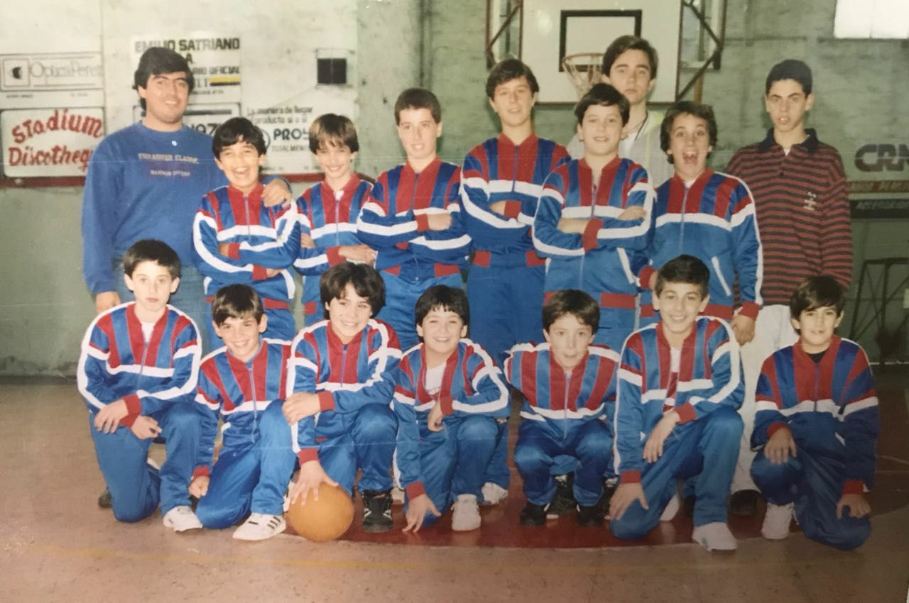 Fabián Barrales
“Siempre digo que tuve la suerte de jugar en una de las épocas gloriosas del básquet