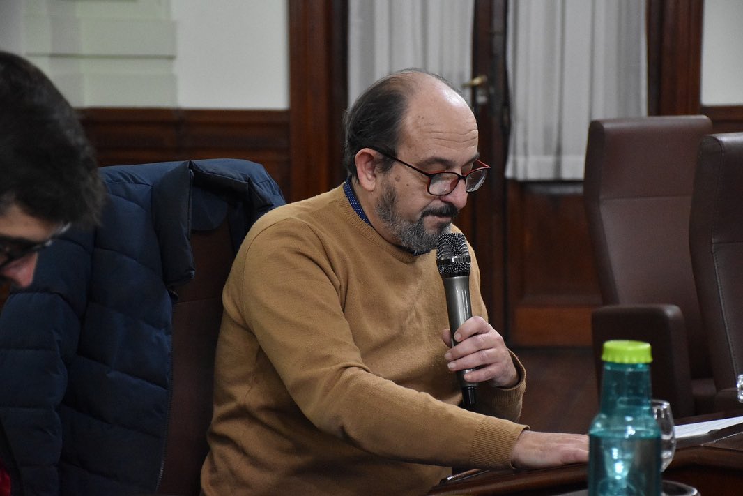 “No podemos facultar a municipalizar sin saber cómo será el procedimiento y tampoco teníamos los elementos suficientes para declarar la emergencia en el transporte”