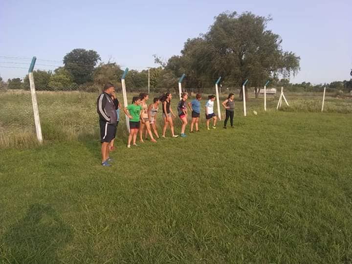 Fútbol
Rivadavia también prepara un encuentro femenino