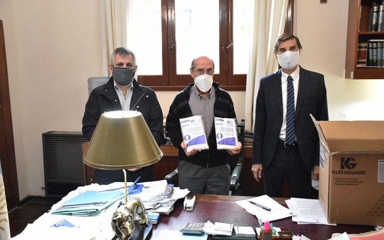 Equipos de protección
Donación del Colegio de Magistrados y Funcionarios Departamental Mercedes para