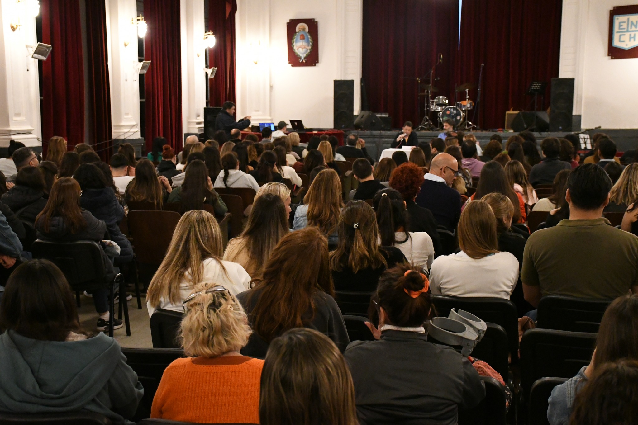Apertura para las Jornadas Regionales por la Educación Pública con Hernán Ronsino y su ‘poética de la educación’