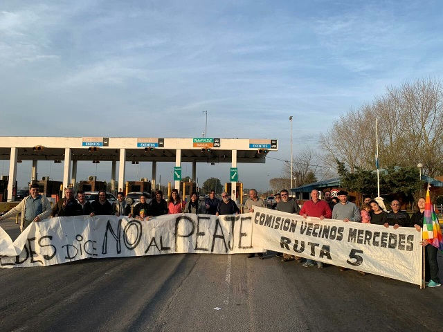 “En la última reunión se planteó la intención de contactarnos con otras personas del corredor de la ruta 5 para reclamar por tarifas que son realmente abusivas e inconstitucionales”