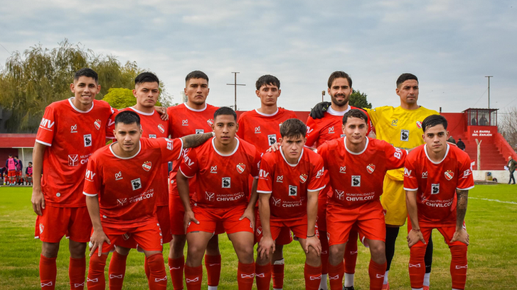Fútbol — Independiente rescató un punto sobre la hora y Gimnasia perdió por la mínima en Córdoba