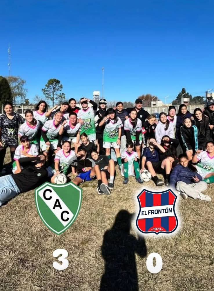 Tres títulos: Carteros Sub 11, Defensores Sub 15 y Ciclón Sub 17