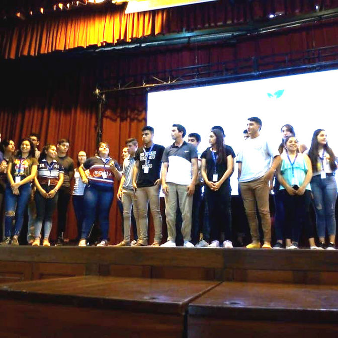 Acuaponia
“Es un proyecto muy ambicioso que recién está empezando”, exclamó Agustina Guaraglia