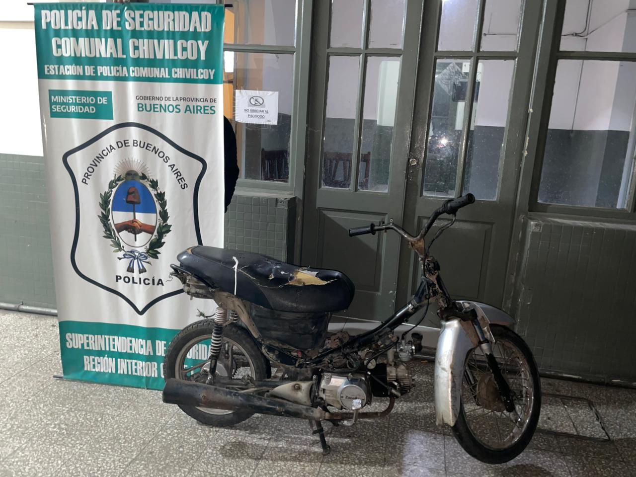 Recuperan una moto robada y un menor de 14 años quedó imputado