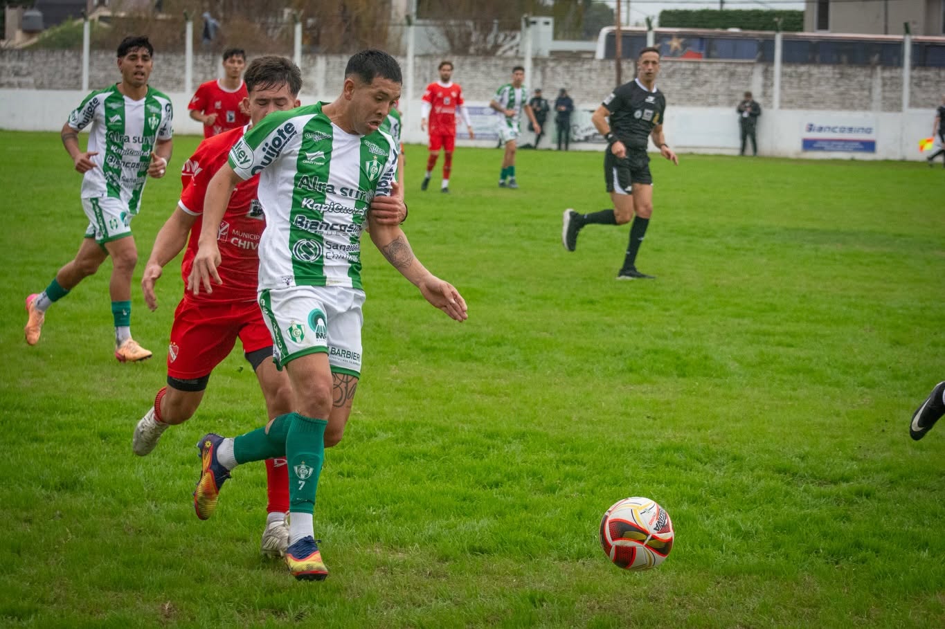 Gimnasia hizo más, pero el clásico terminó empatado