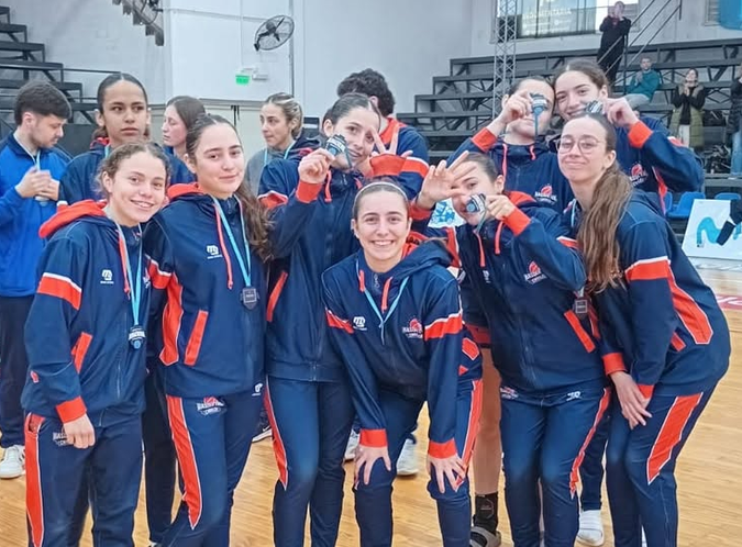 Chivilcoy subió al podio con el seleccionado tras un destacado torneo provincial