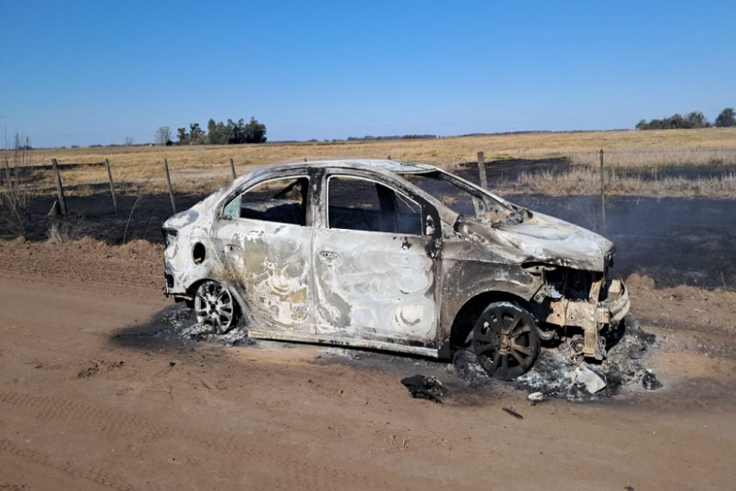 Dos incendios vehiculares registrados en la región por desperfectos mecánicos