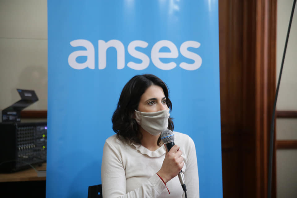 Constanza Alonso
“Tenemos que seguir extremando los cuidados, que cuando más flexibilizamos más aume
