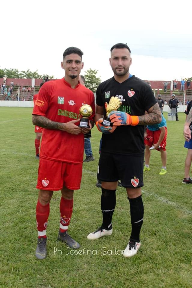Fútbol
Independiente con las copas y los premios individuales