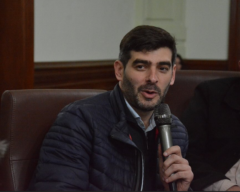“Lamentablemente ya nos fuimos acostumbrando a observar nuestro espacio público con un deterioro muy grande”