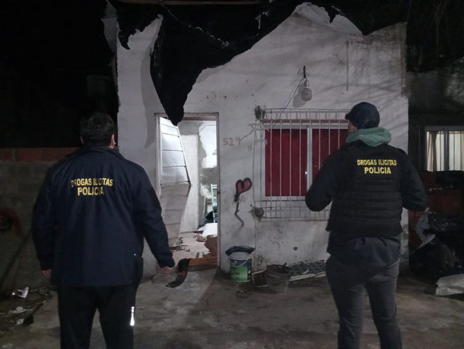 Fueron aprehendidas dos personas que proveían droga a vendedores de Chivilcoy, quienes también quedaron a disposición de la justicia.