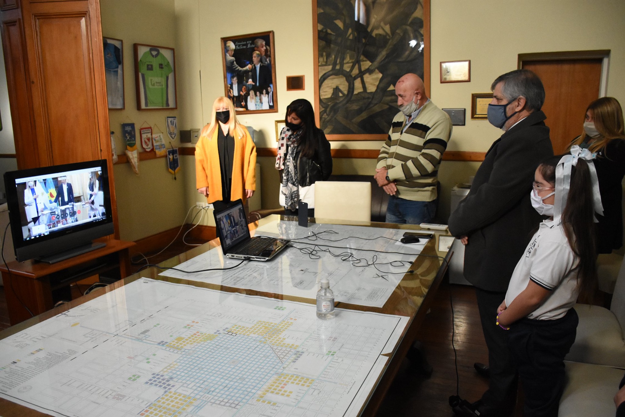 Realizado en modo virtual
El intendente Guillermo Britos y la alumna Nerea Minutto participaron del