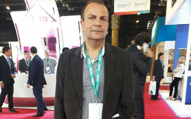 Sergio Mauro
“Hay que beber un vaso y medio de agua por hora"